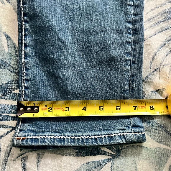True Religion 34 Jeans - Picture 13 of 13